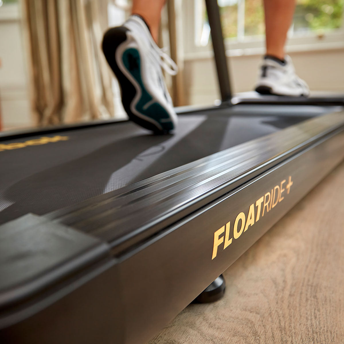 Reebok FR20z Floatride Treadmill - Black
